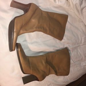 Maripe size 9 leather camel boots